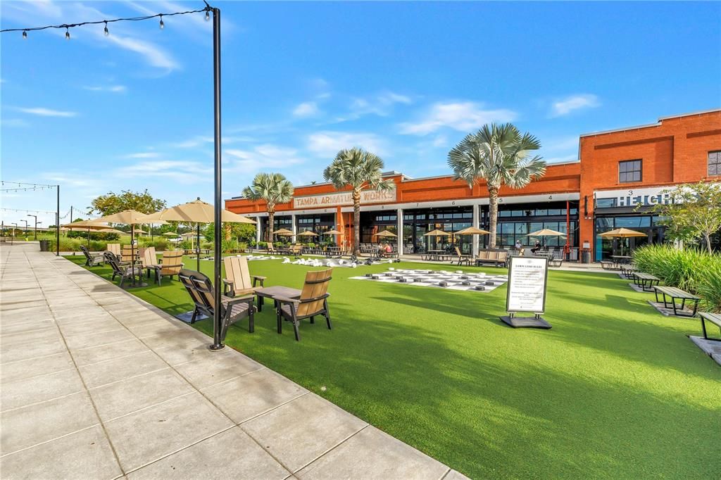 待售: $1,350,000 (0.45 acres)