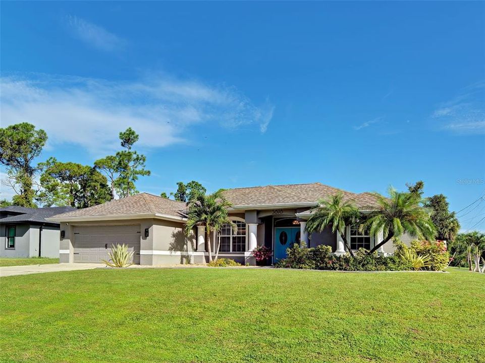 Active With Contract: $399,000 (3 beds, 2 baths, 2062 Square Feet)
