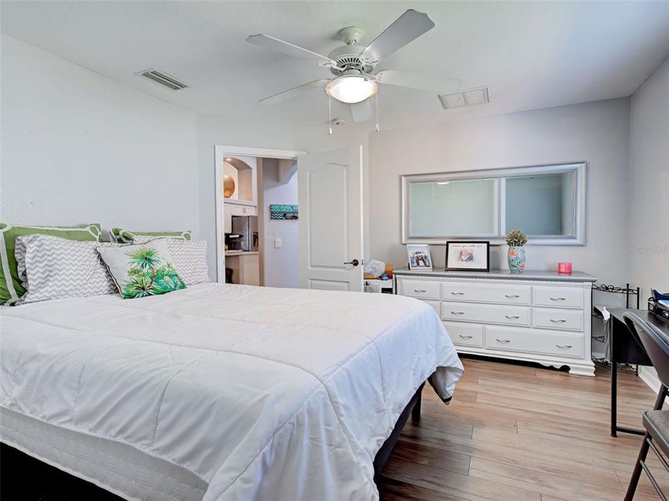 Active With Contract: $399,000 (3 beds, 2 baths, 2062 Square Feet)