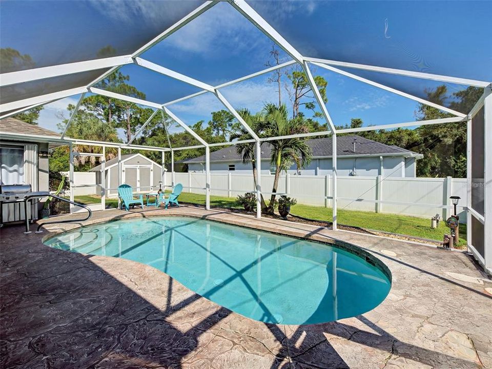 Active With Contract: $399,000 (3 beds, 2 baths, 2062 Square Feet)