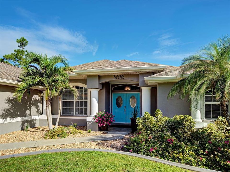 Active With Contract: $399,000 (3 beds, 2 baths, 2062 Square Feet)