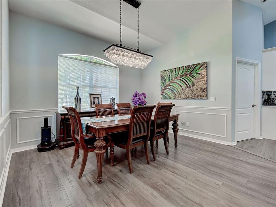 Active With Contract: $399,000 (3 beds, 2 baths, 2062 Square Feet)
