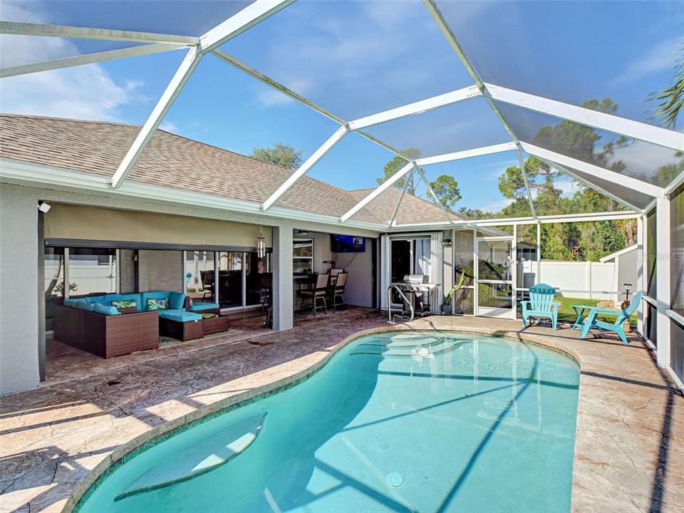 Active With Contract: $399,000 (3 beds, 2 baths, 2062 Square Feet)