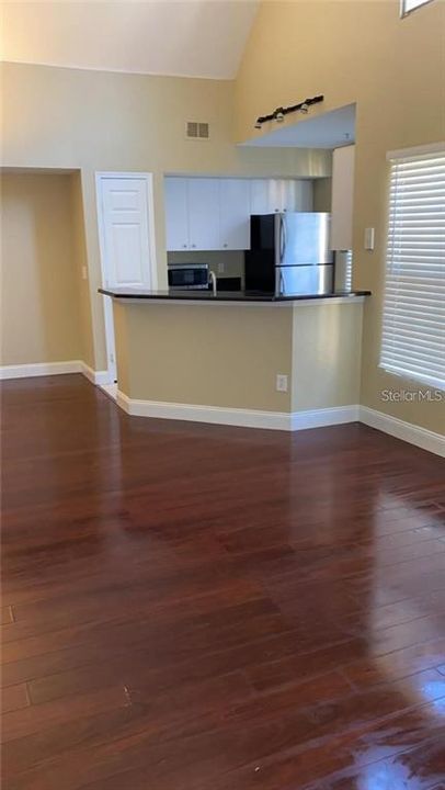 For Rent: $1,750 (2 beds, 2 baths, 1062 Square Feet)