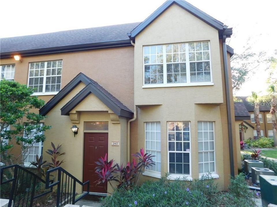 For Rent: $1,750 (2 beds, 2 baths, 1062 Square Feet)
