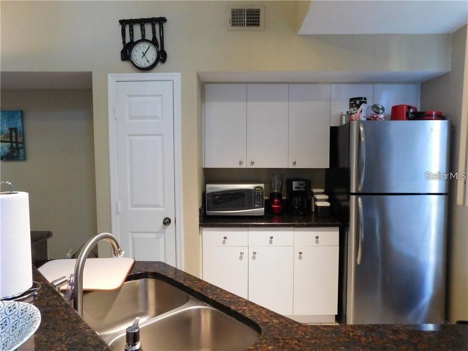 For Rent: $1,750 (2 beds, 2 baths, 1062 Square Feet)