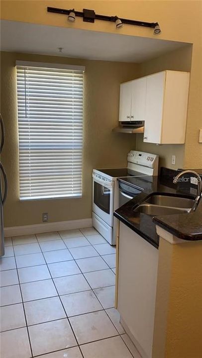 For Rent: $1,750 (2 beds, 2 baths, 1062 Square Feet)