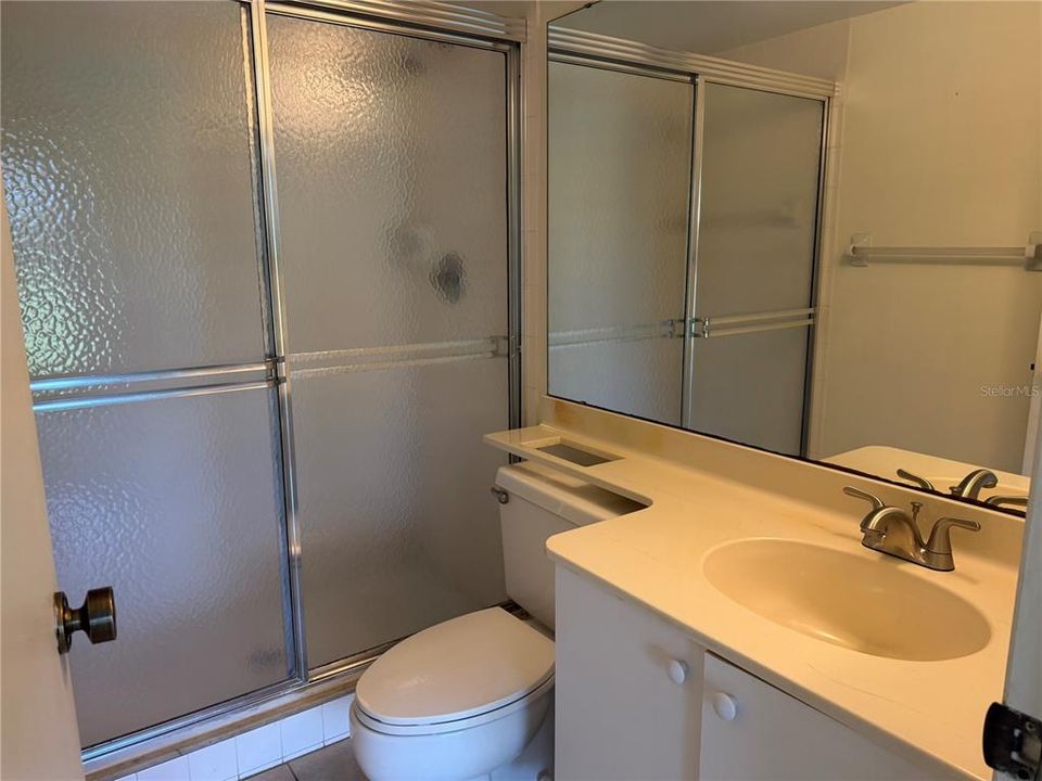 В аренду: $1,600 (2 спален, 2 ванн, 888 Квадратных фут)