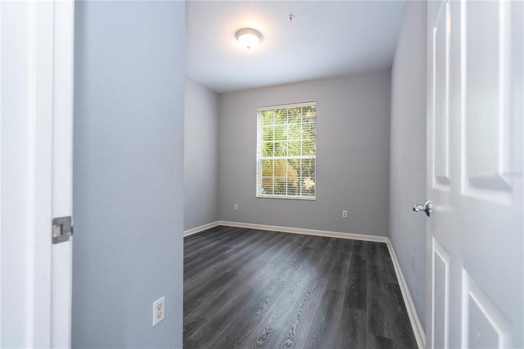 For Rent: $1,950 (3 beds, 2 baths, 1247 Square Feet)