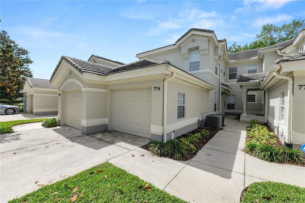For Rent: $2,100 (2 beds, 2 baths, 1504 Square Feet)