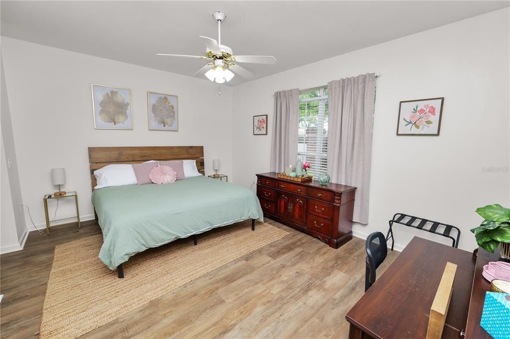 For Rent: $2,100 (2 beds, 2 baths, 1504 Square Feet)