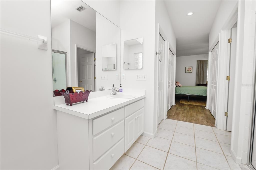 For Rent: $2,100 (2 beds, 2 baths, 1504 Square Feet)