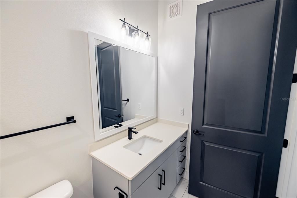 For Rent: $2,361 (2 beds, 2 baths, 1149 Square Feet)