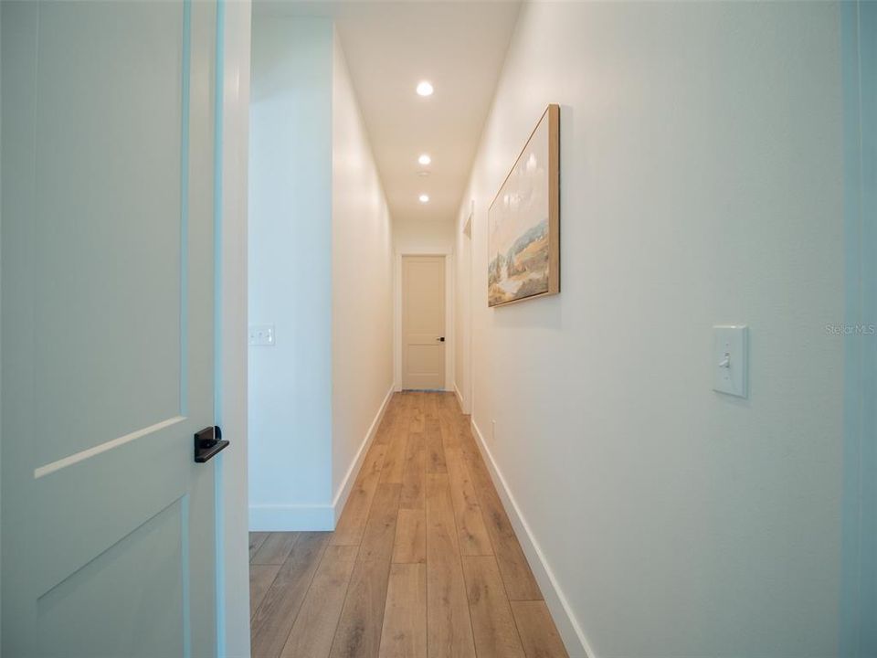 For Sale: $895,000 (4 beds, 2 baths, 2712 Square Feet)