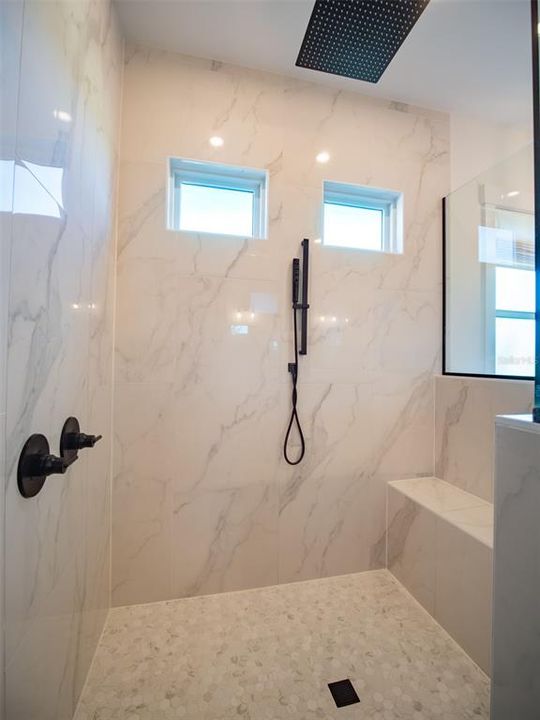 For Sale: $895,000 (4 beds, 2 baths, 2712 Square Feet)