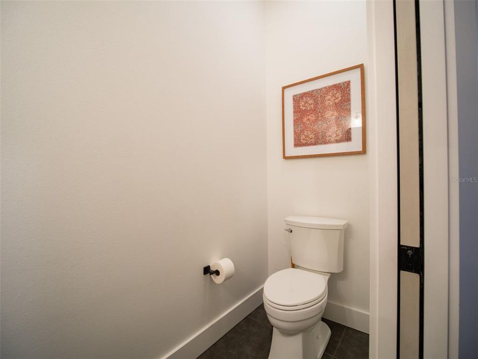 For Sale: $895,000 (4 beds, 2 baths, 2712 Square Feet)
