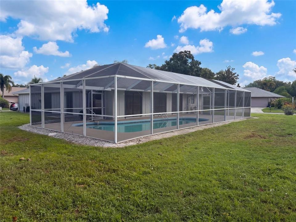 For Sale: $380,000 (2 beds, 2 baths, 1769 Square Feet)