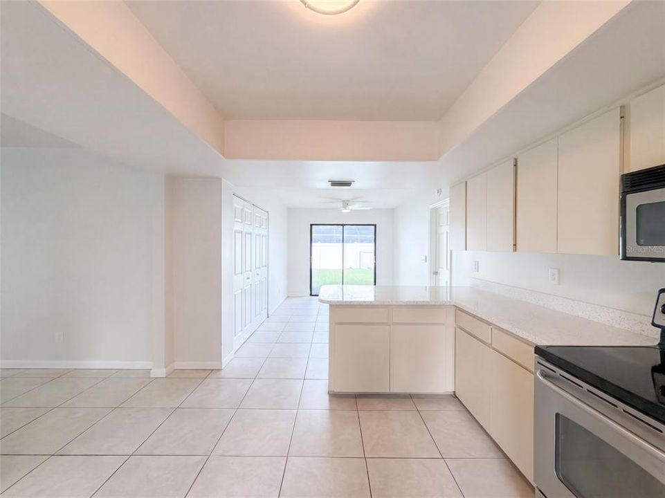 For Sale: $380,000 (2 beds, 2 baths, 1769 Square Feet)