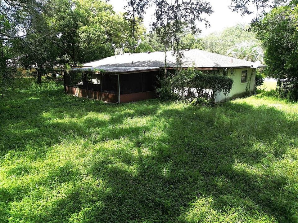 For Sale: $230,000 (2 beds, 2 baths, 1205 Square Feet)