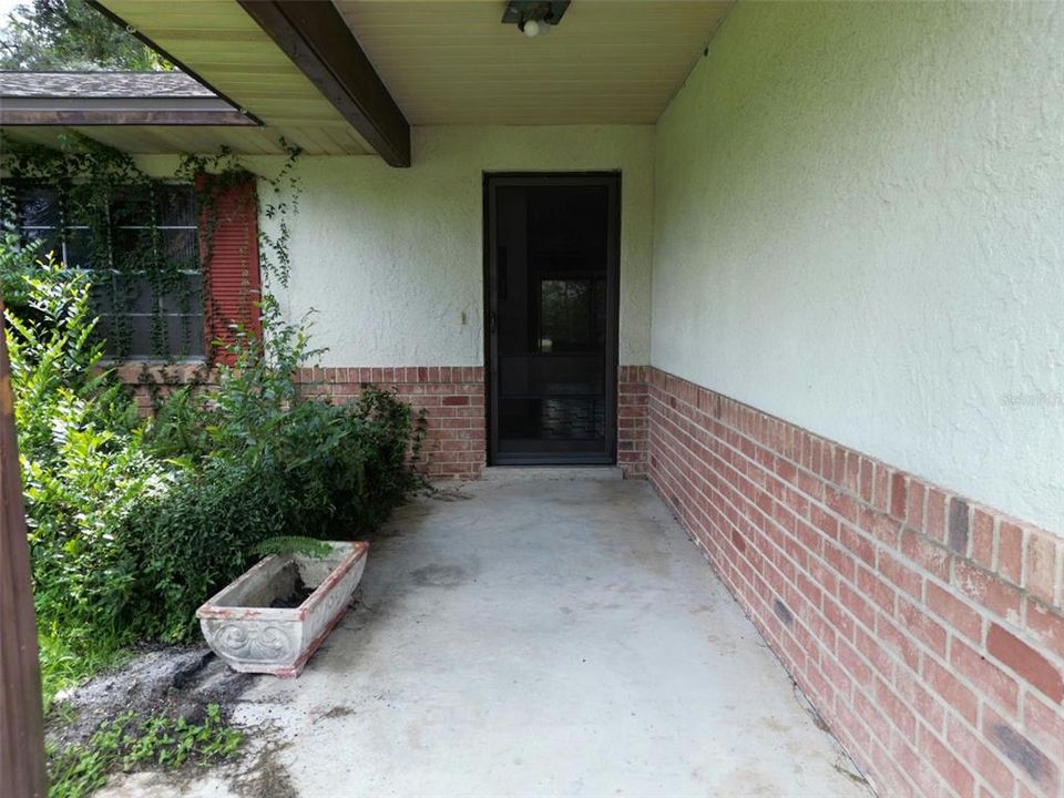 For Sale: $230,000 (2 beds, 2 baths, 1205 Square Feet)