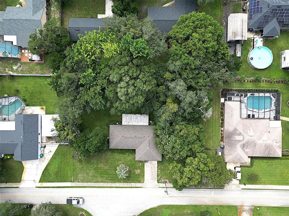 For Sale: $230,000 (2 beds, 2 baths, 1205 Square Feet)