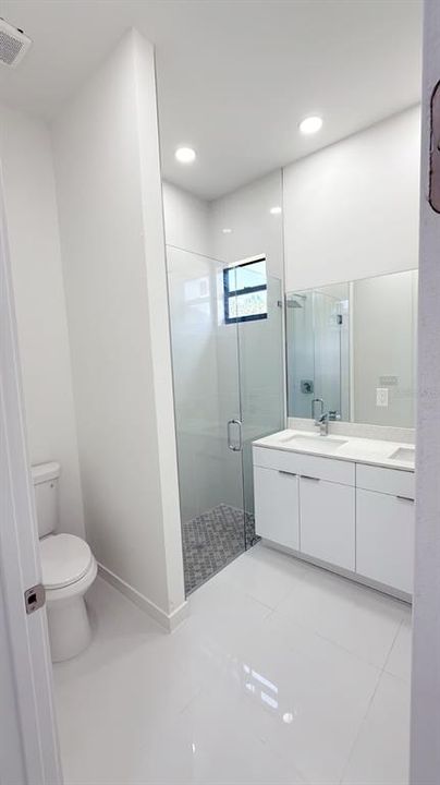 На продажу: $354,000 (4 спален, 3 ванн, 1737 Квадратных фут)