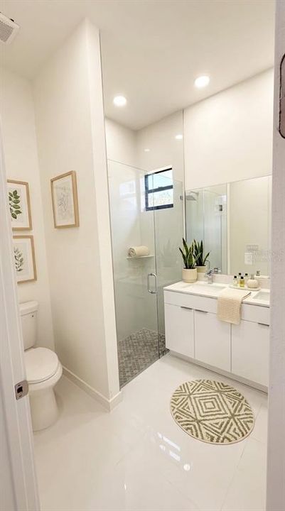 На продажу: $354,000 (4 спален, 3 ванн, 1737 Квадратных фут)