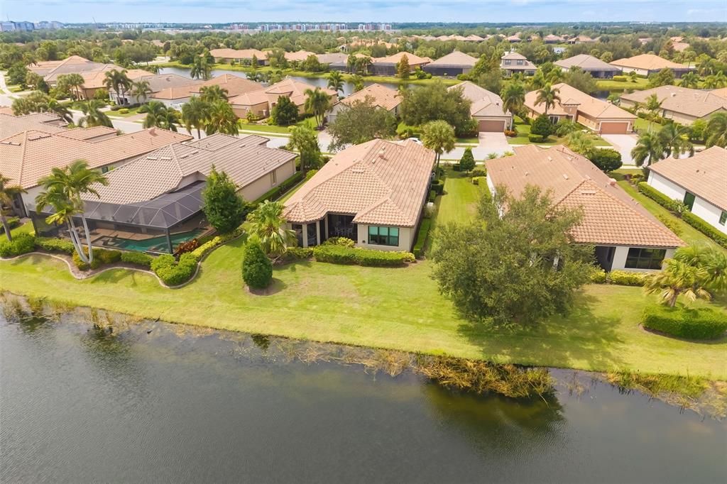 En Venta: $799,999 (3 camas, 3 baños, 2256 Pies cuadrados)