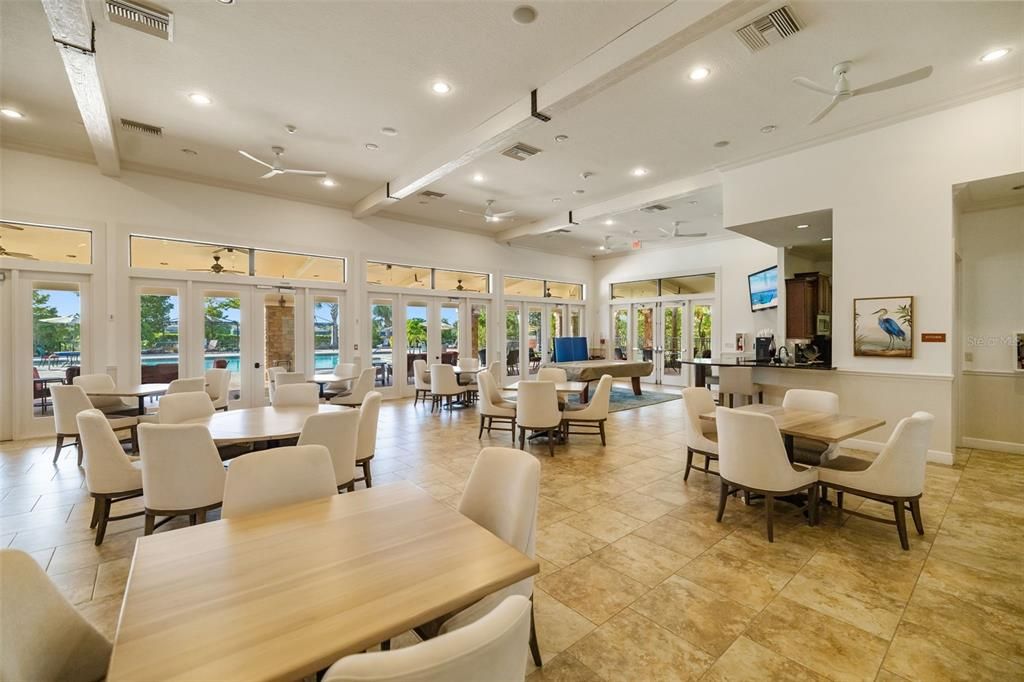 En Venta: $799,999 (3 camas, 3 baños, 2256 Pies cuadrados)