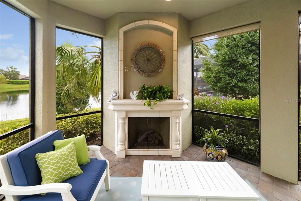 En Venta: $799,999 (3 camas, 3 baños, 2256 Pies cuadrados)