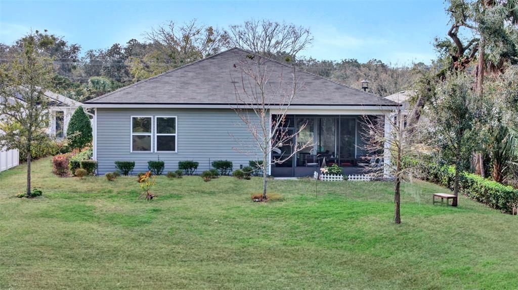 For Sale: $449,900 (4 beds, 3 baths, 2075 Square Feet)