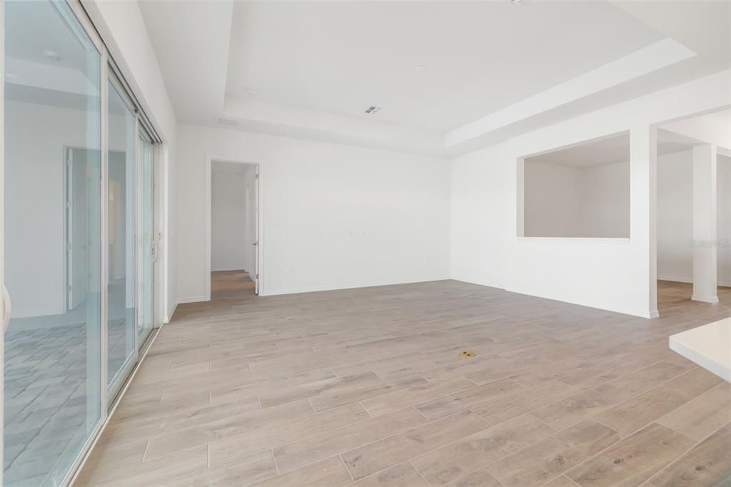 На продажу: $799,000 (4 спален, 2 ванн, 2245 Квадратных фут)