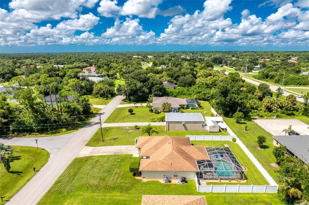 For Sale: $389,900 (3 beds, 2 baths, 1639 Square Feet)