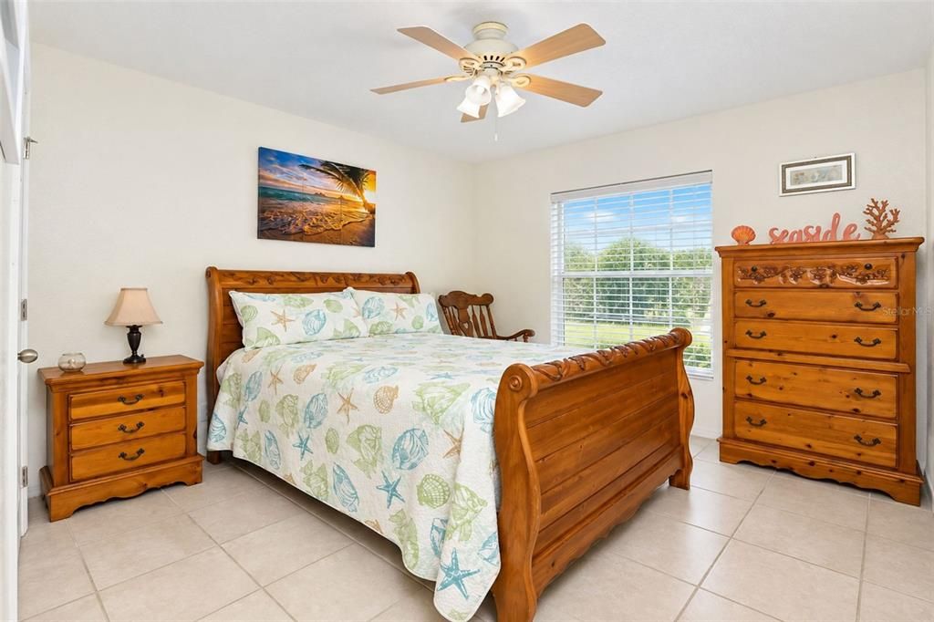 For Sale: $389,900 (3 beds, 2 baths, 1639 Square Feet)