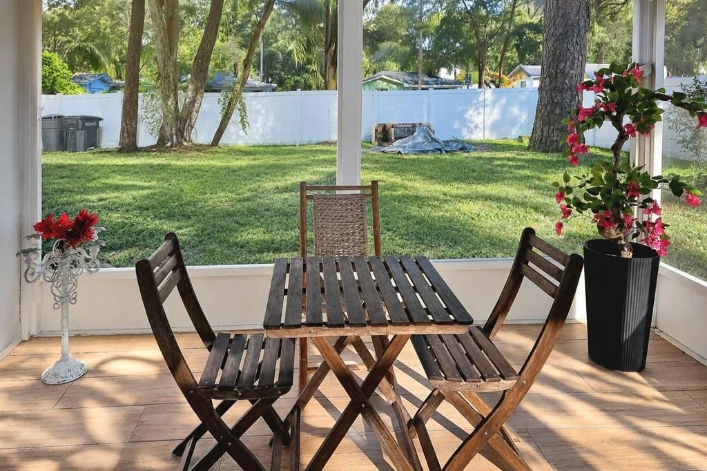 En Venta: $570,000 (3 camas, 2 baños, 1570 Pies cuadrados)