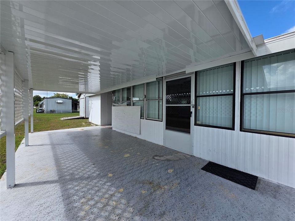 Active With Contract: $79,900 (1 beds, 1 baths, 624 Square Feet)