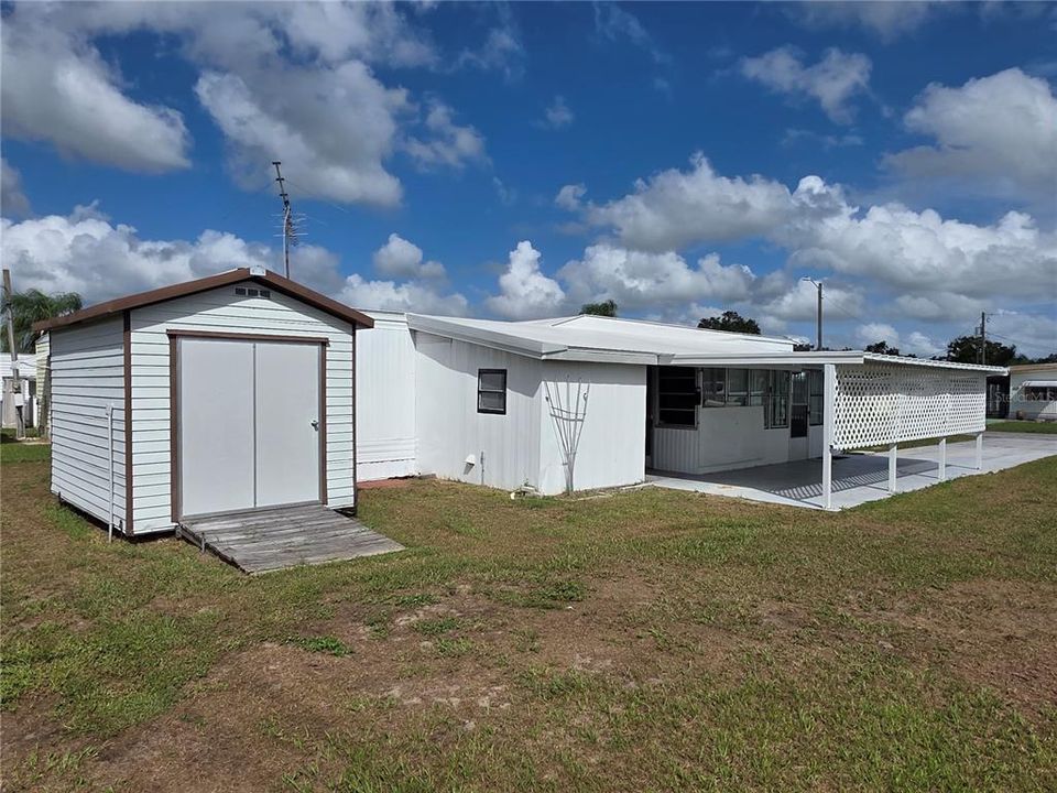 Active With Contract: $79,900 (1 beds, 1 baths, 624 Square Feet)