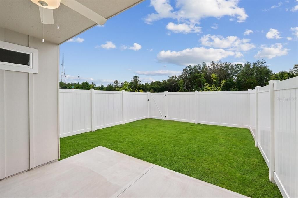 En Renta: $2,395 (3 camas, 2 baños, 1725 Pies cuadrados)