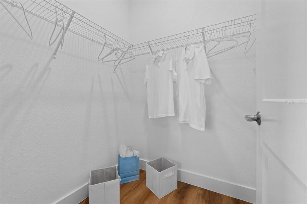 En Renta: $2,395 (3 camas, 2 baños, 1725 Pies cuadrados)