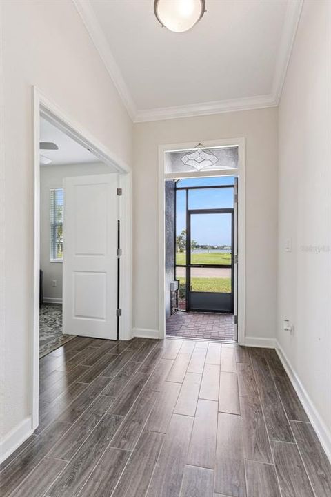 For Sale: $349,001 (2 beds, 2 baths, 1888 Square Feet)