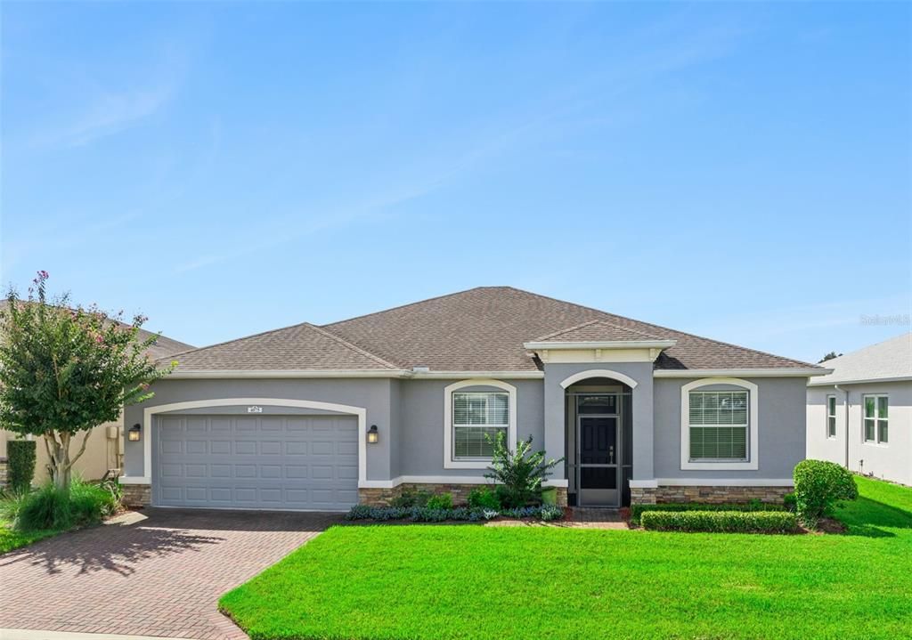 For Sale: $349,001 (2 beds, 2 baths, 1888 Square Feet)