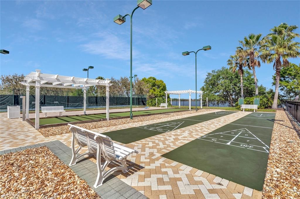 For Sale: $349,001 (2 beds, 2 baths, 1888 Square Feet)