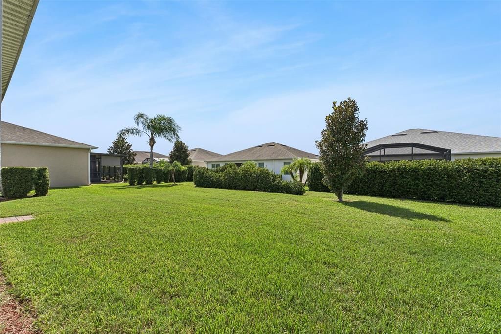 For Sale: $349,001 (2 beds, 2 baths, 1888 Square Feet)