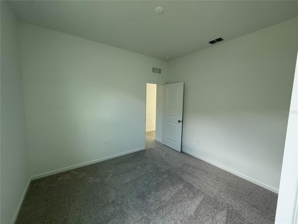 For Rent: $1,998 (3 beds, 2 baths, 1660 Square Feet)