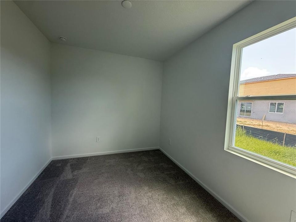 For Rent: $1,998 (3 beds, 2 baths, 1660 Square Feet)