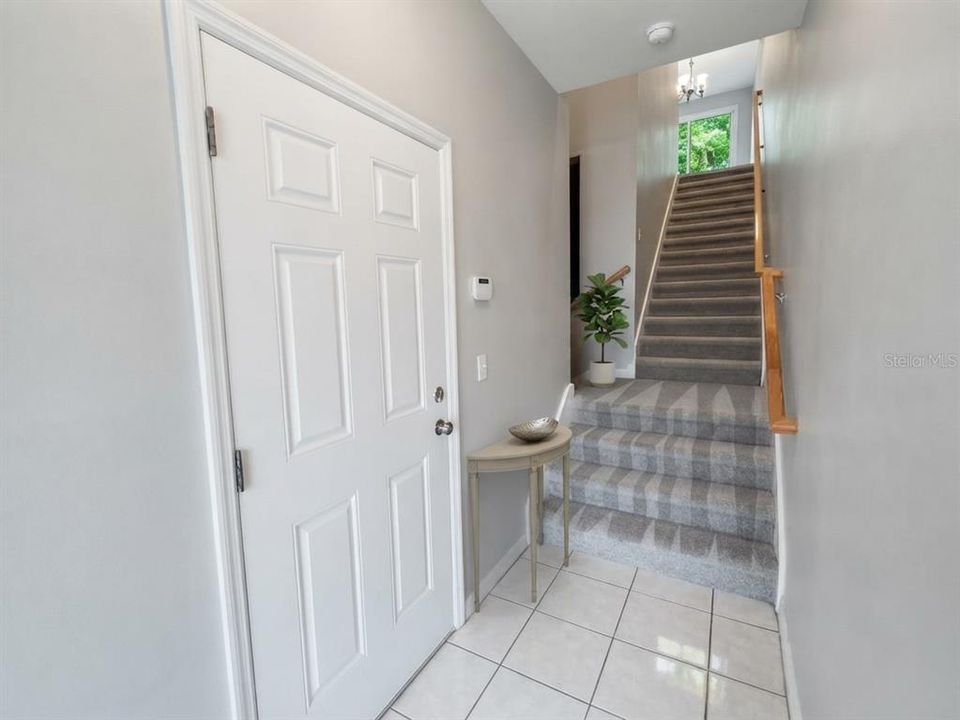 На продажу: $275,900 (2 спален, 2 ванн, 1485 Квадратных фут)