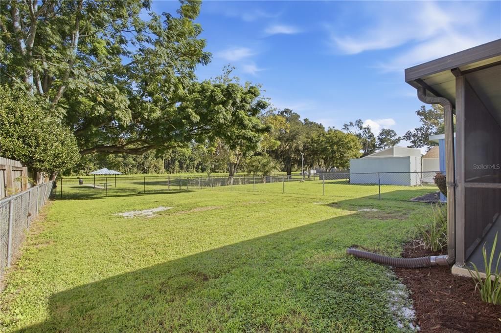 For Sale: $280,000 (2 beds, 2 baths, 858 Square Feet)