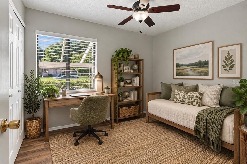 For Sale: $280,000 (2 beds, 2 baths, 858 Square Feet)