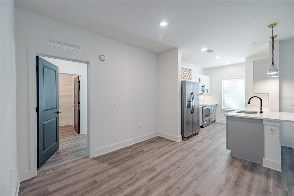 For Rent: $3,484 (3 beds, 2 baths, 1535 Square Feet)