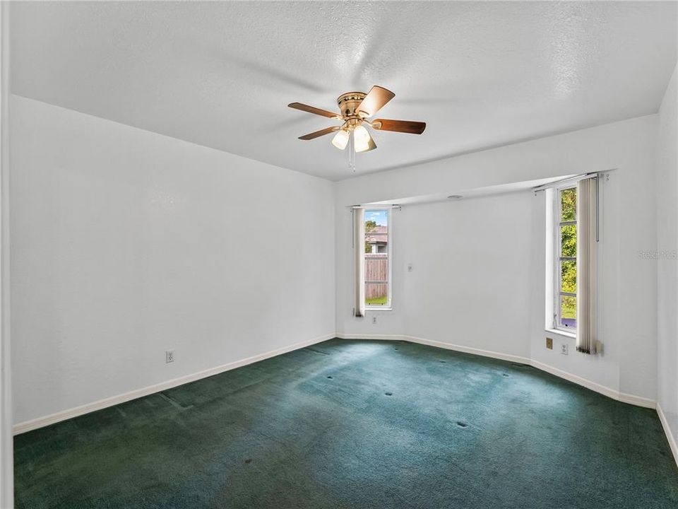 For Sale: $314,900 (3 beds, 2 baths, 2080 Square Feet)